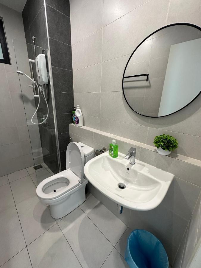 Apartment Family Laville#velocity Maluri By Homeizing