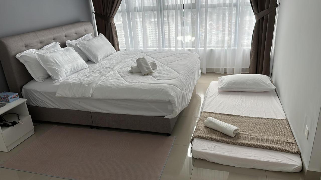 Apartment Family Laville#velocity Maluri By Homeizing *